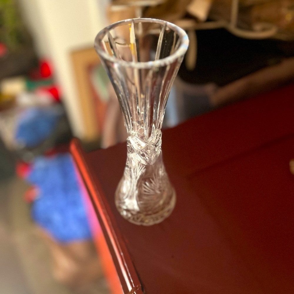 Vintage Lead cut Crystal fluted hand cut base with star design - Picture 7 of 12